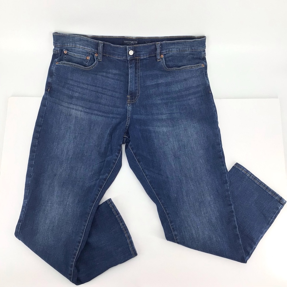 Lucky Brand Men's 410 Athletic-Fit Straight Leg Jeans Size W40 L30